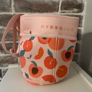 NWOT. Peach HydroJug Sleeve